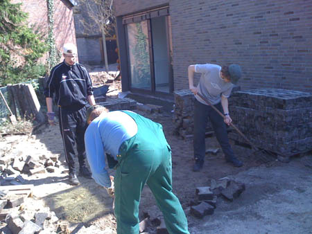 April 2010 257